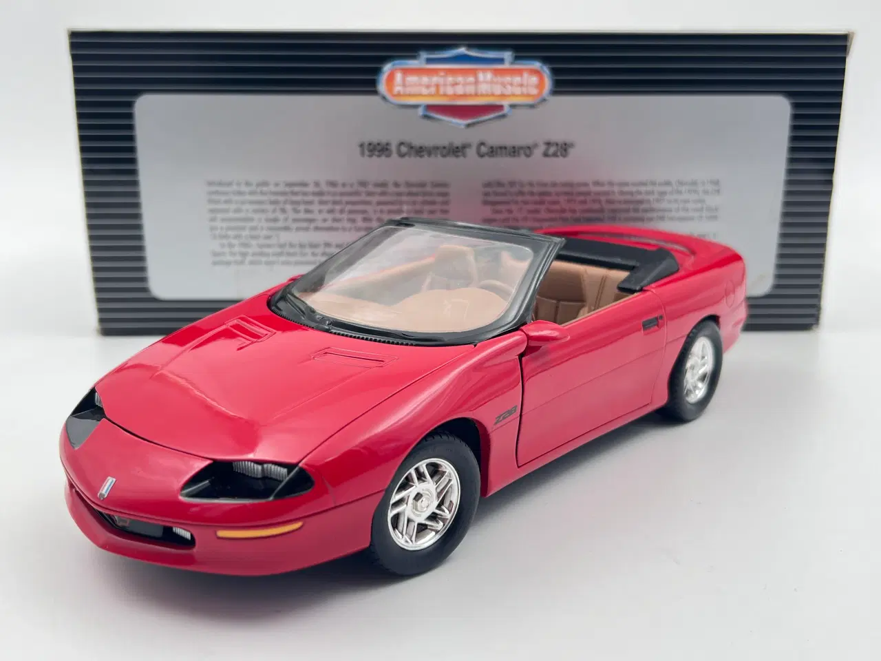 Billede 2 - 1996 Chrvrolet Camaro Z28 1:18  Super flot model