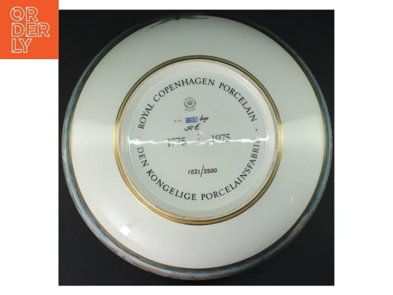 Billede 3 - Royal Copenhagen jubilæumsskål fra Royal Copenhagen &#39;1775-1975&#39;.(str. Ø 33 cm) (str. Ø 33 cm)