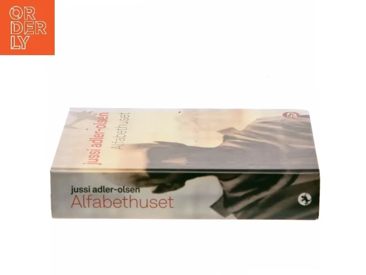Billede 2 - Alfabethuset af Jussi Adler-Olsen (Bog)