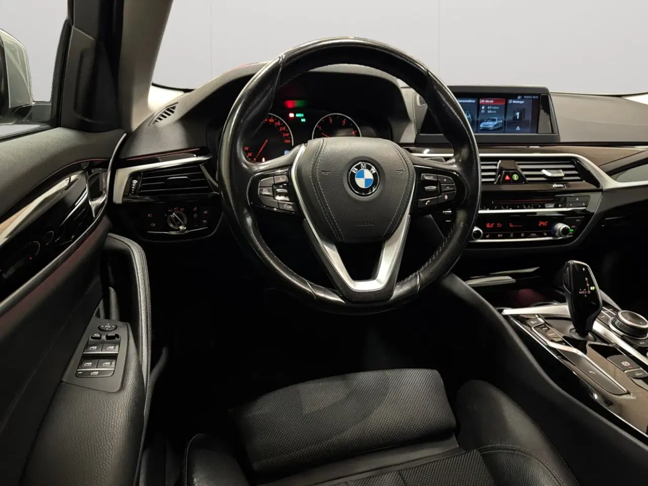 Billede 5 - BMW 520d 2,0 Touring Connected aut.