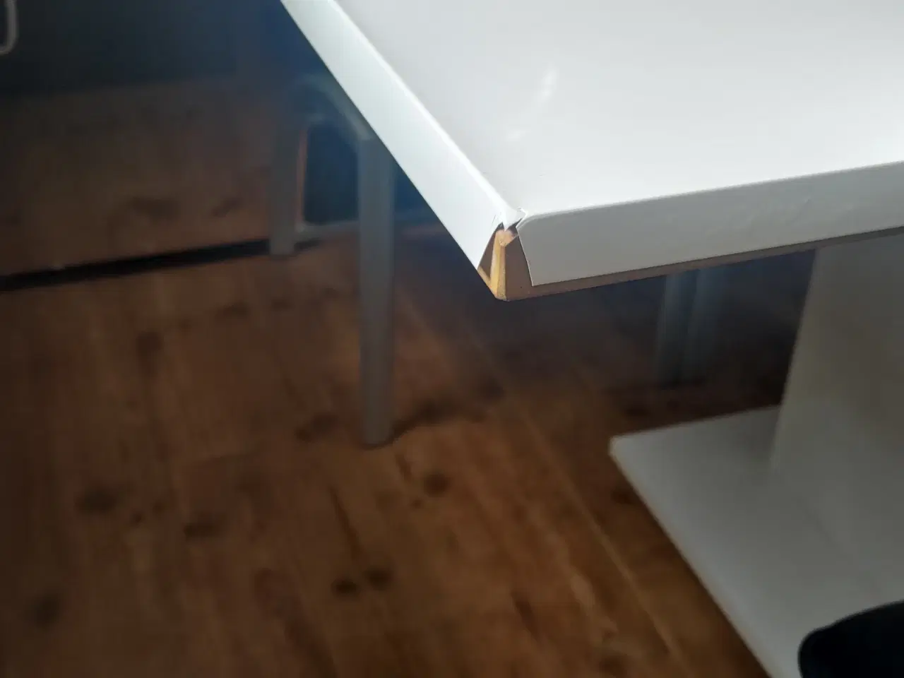 Billede 5 - BORTGIVES ** Flot bord til Handymanden