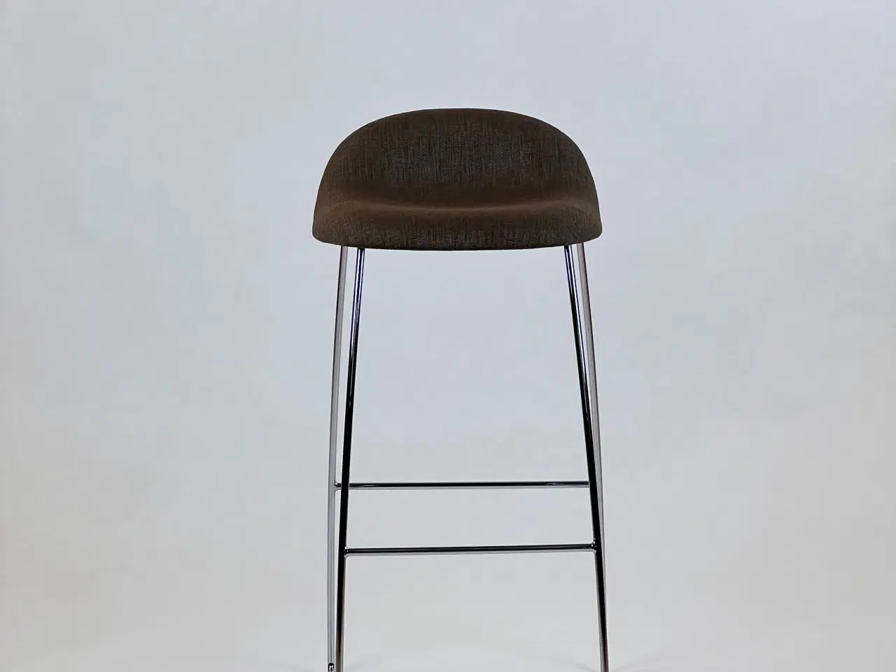 Billede 3 - GUBI | 33 Barstol - Sledge Base - Nypolstret