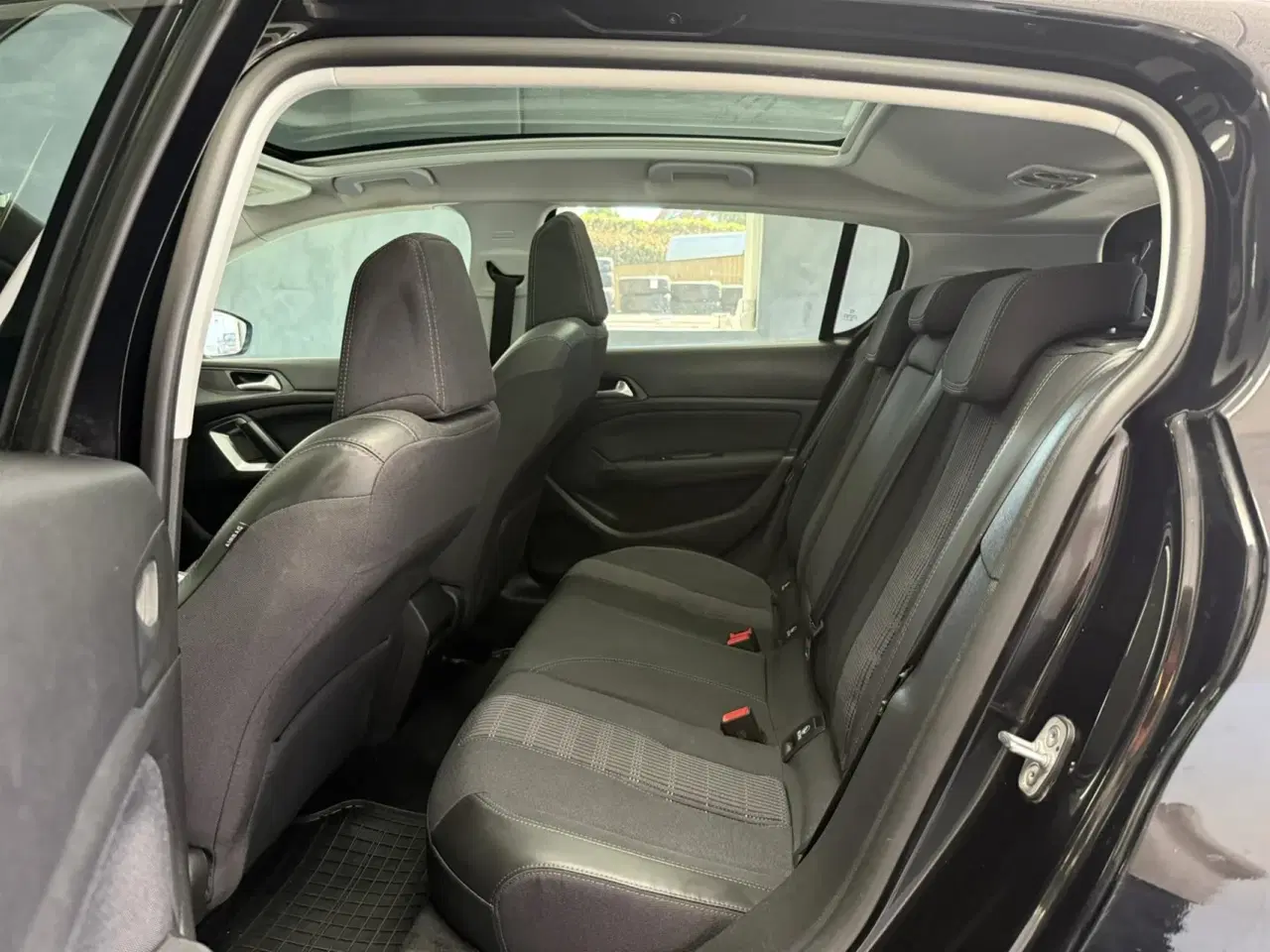 Billede 16 - Peugeot 308 1,6 BlueHDi Allure+ 120HK 5d