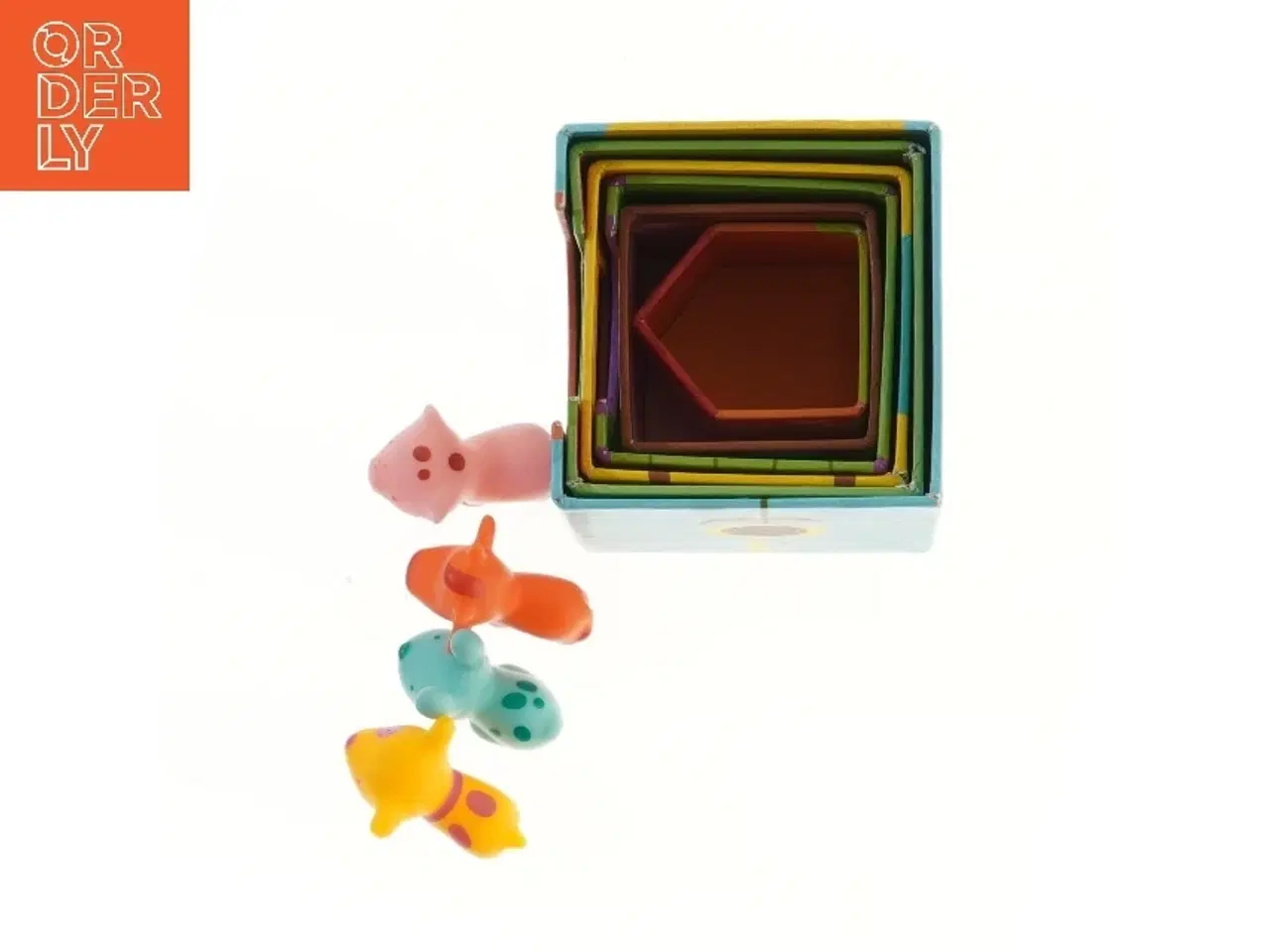 Billede 2 - Legetøjssæt med dyr og kasse (str. 12x12x12 cm)