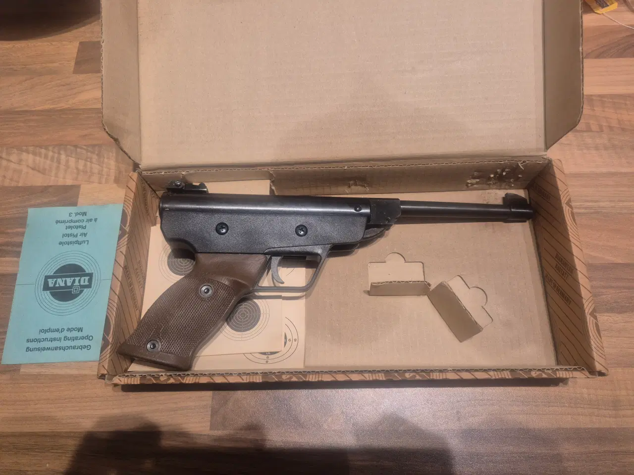Billede 3 - Diana model 3 retro luftpistol som ny i æske.