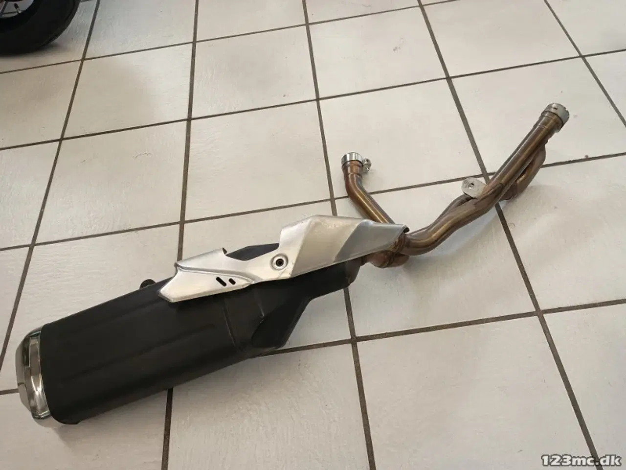 Billede 1 - Udstødning, Suzuki DL650 2021-2024