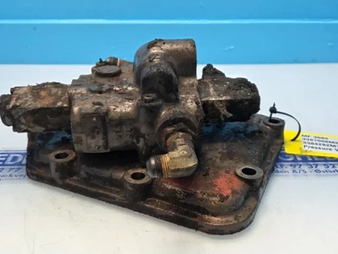 Billede 11 - Massey Ferguson 3085 Trykventil 3387006M2