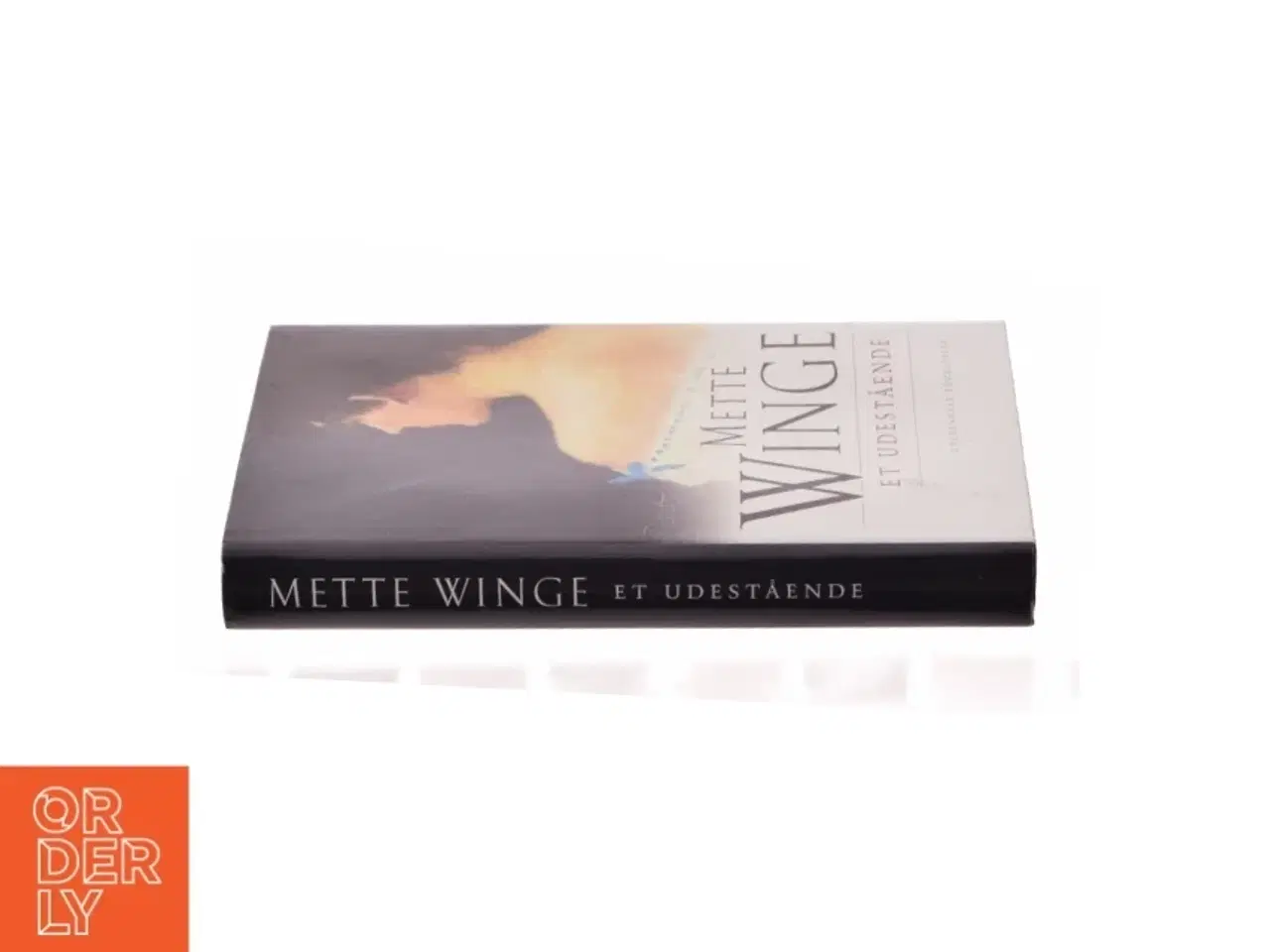Billede 3 - Et udestående af Mette Winge (Bog)