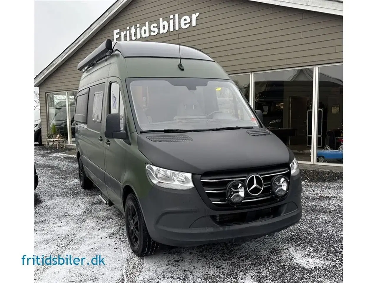 Billede 1 - 2024 - Hymer Free S600 Blue Evolution 170 HK   Hymer Free S600 bygget på MB Sprinter i en Blue Evolution med Hævetag og fed Grøn farve