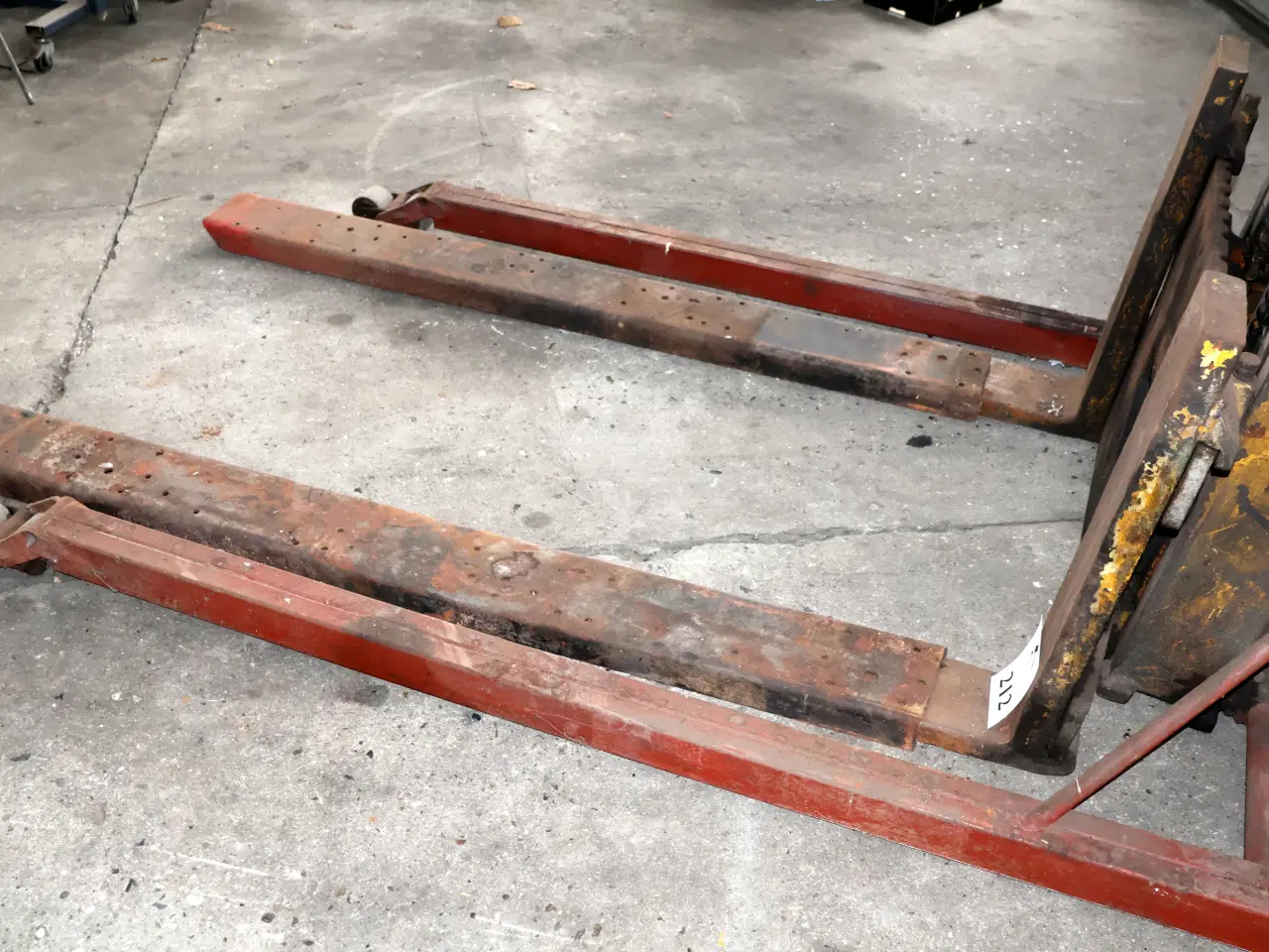 Billede 5 - Hjemmelavet autolift, afprøvet uden bil, kører