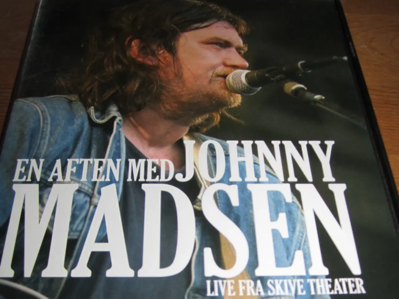 Billede 1 - En aften med JOHNNY MADSEN. Dvd.