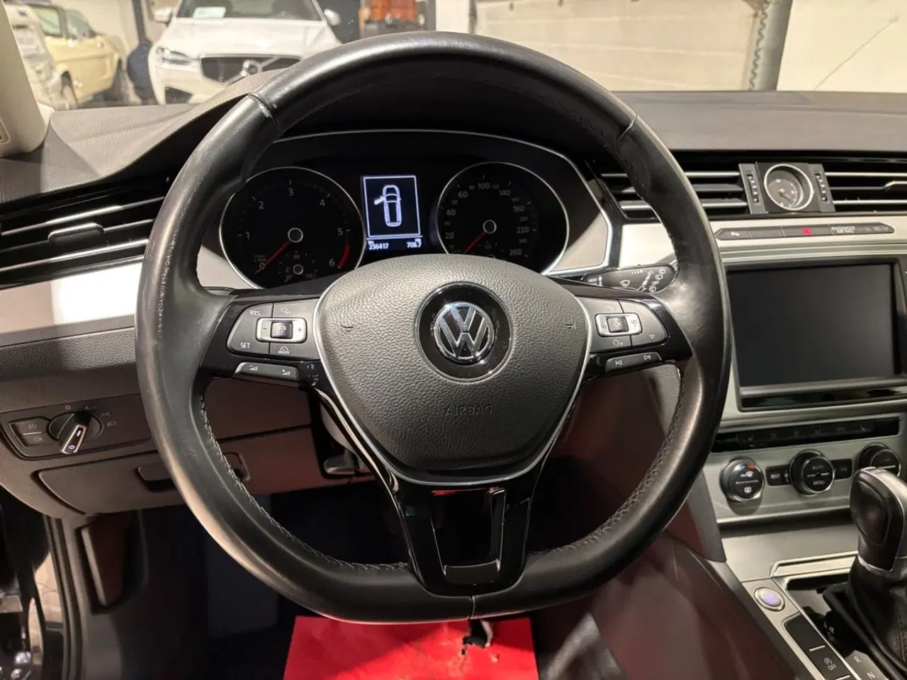 Billede 11 - VW Passat med masser af udstyr!