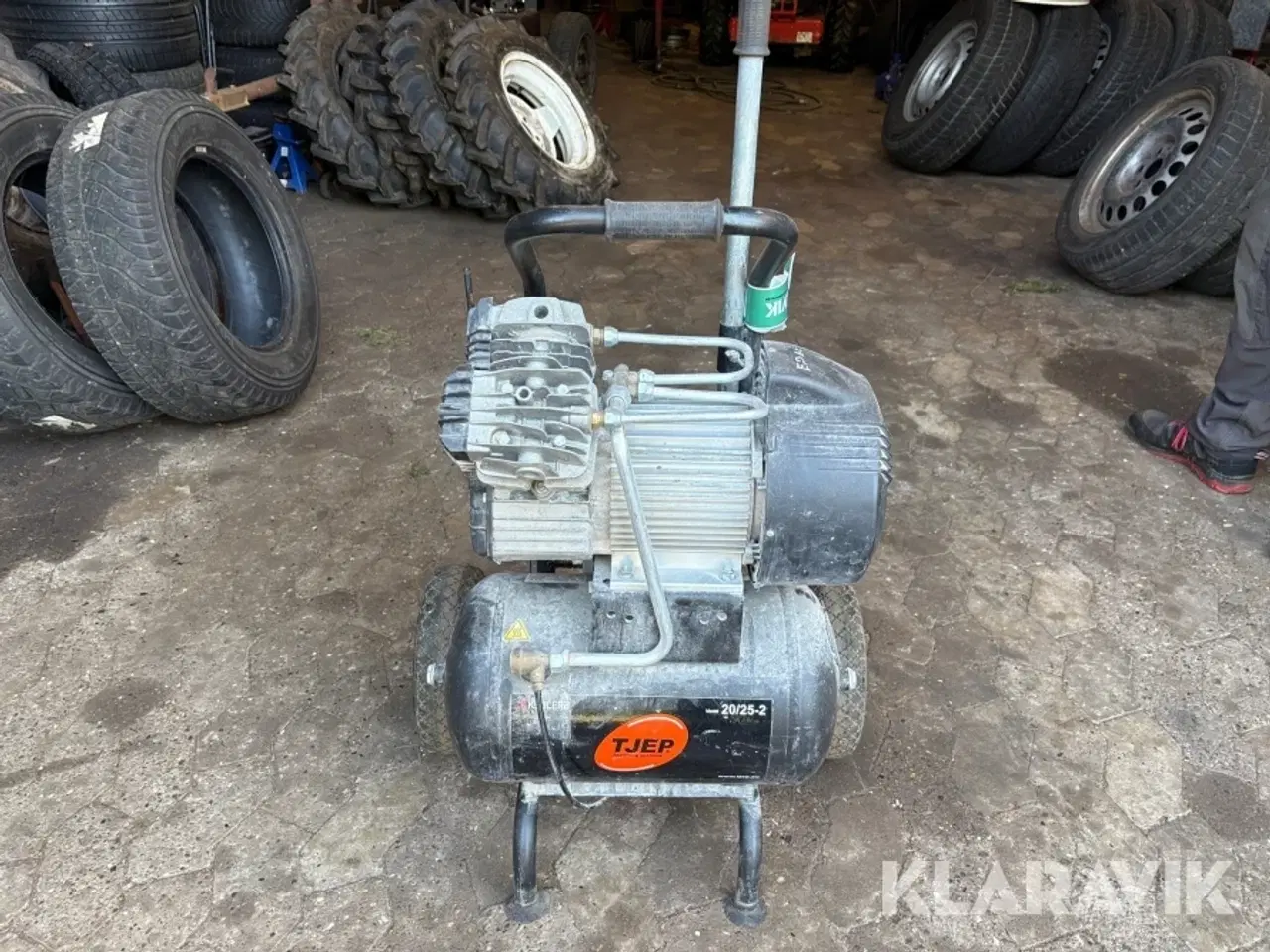 Billede 2 - Kompressorer Tjep 20/25-2 2 cylinder motor