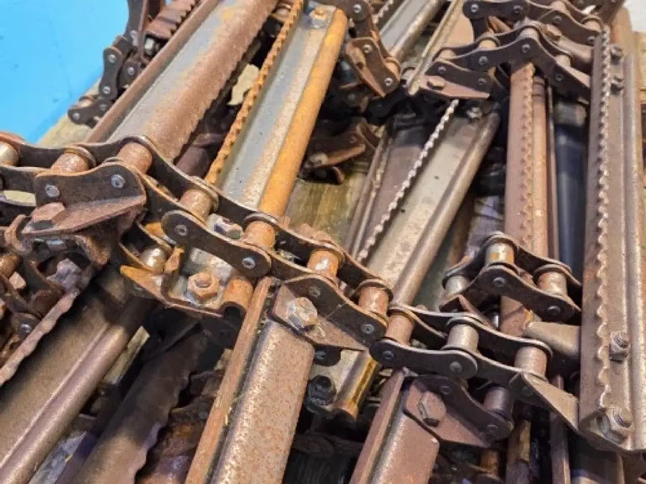Billede 14 - New Holland CR9.90 Indføringskæde 87632187