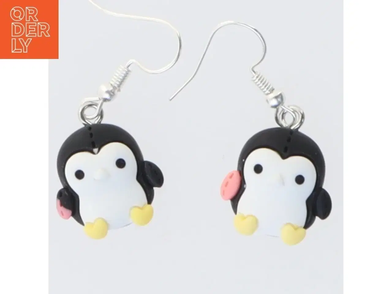 Billede 1 - Øreringe med pingvinmotiv (str. 1,5 cm)
