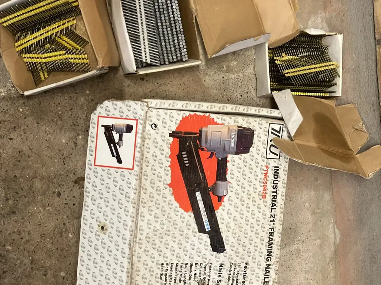 Billede 2 - Sømpistol med søm