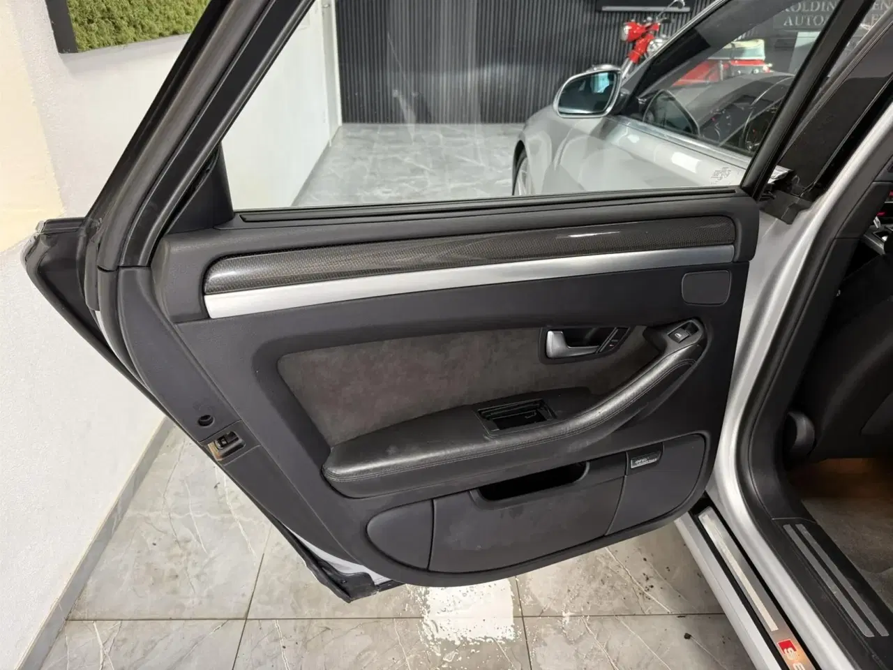 Billede 19 - Audi S8 5,2 FSI Quattro Tiptr. 450HK 6g Aut.