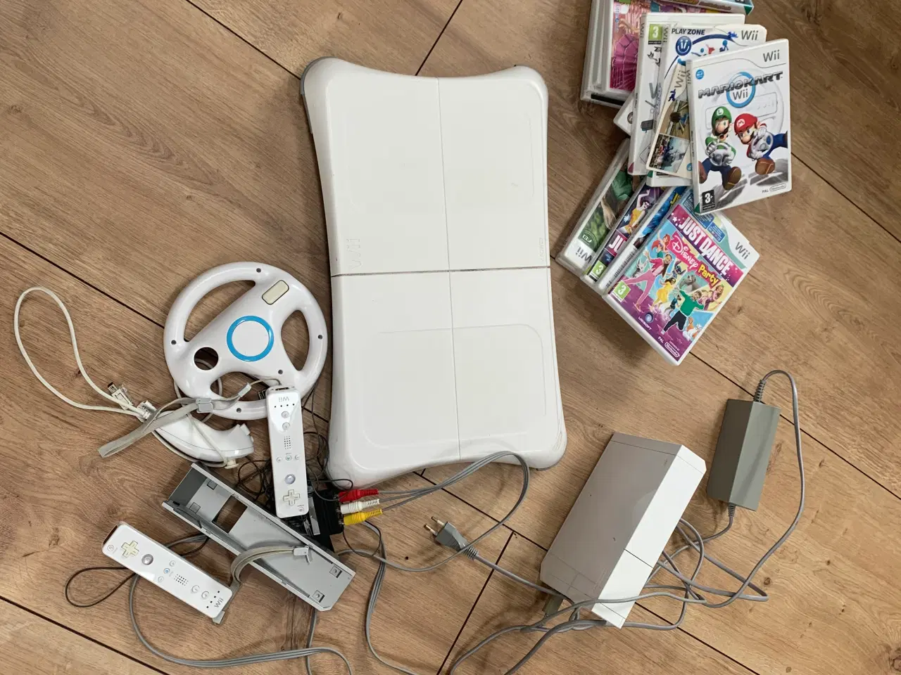 Billede 4 - WII med mange spil og tilbehør
