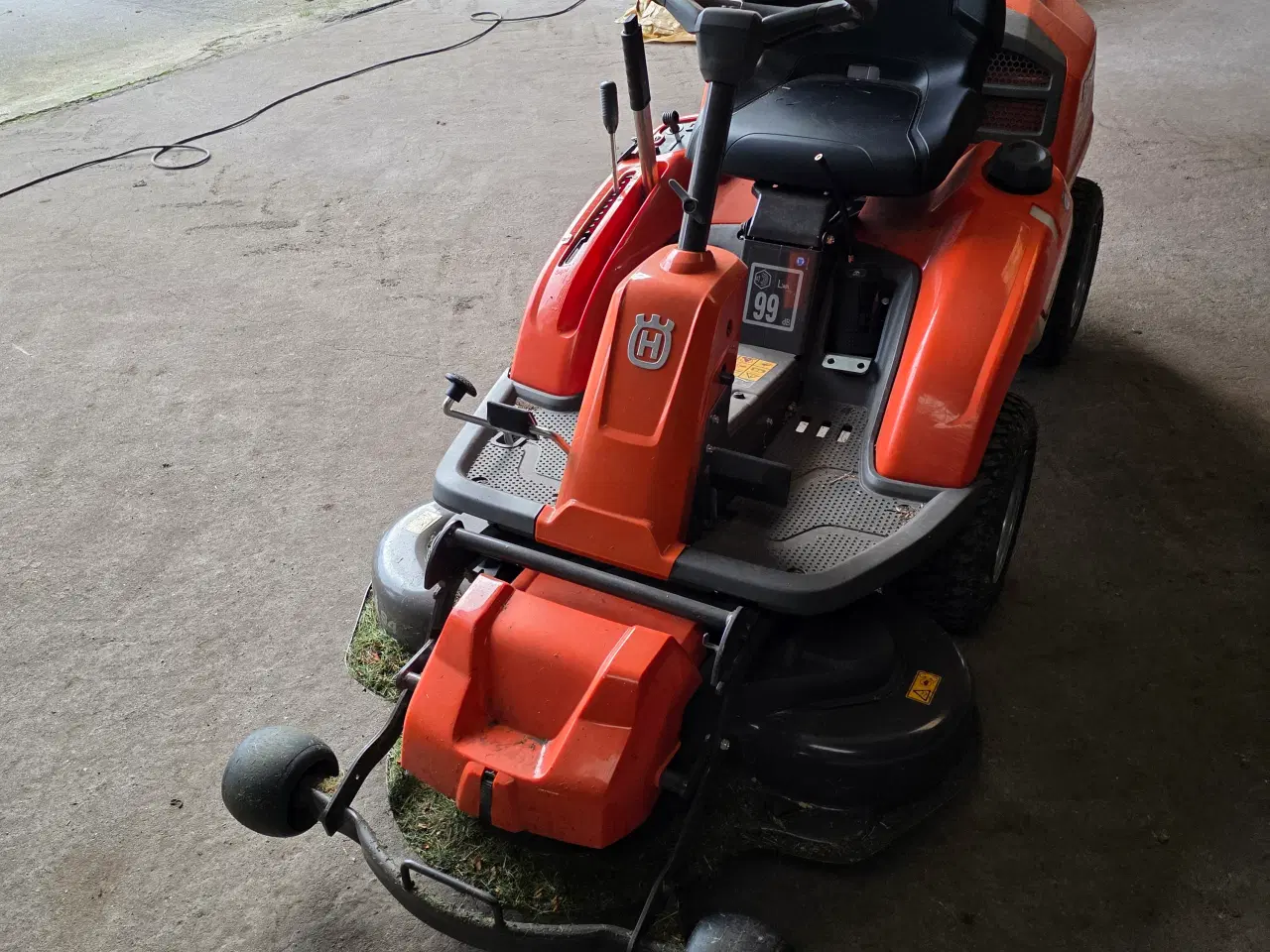 Billede 1 - Havetraktor med elrive og vogn sælges