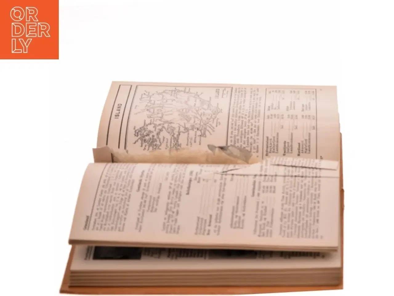 Billede 3 - Hvem Hvad Hvor 1944 af <Ukendt< (Bog)