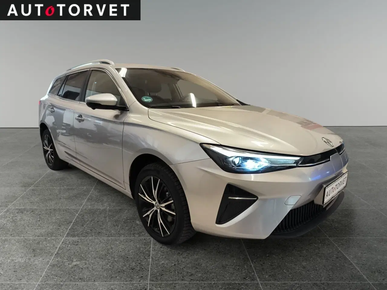 Billede 2 - MG 5  Luxury