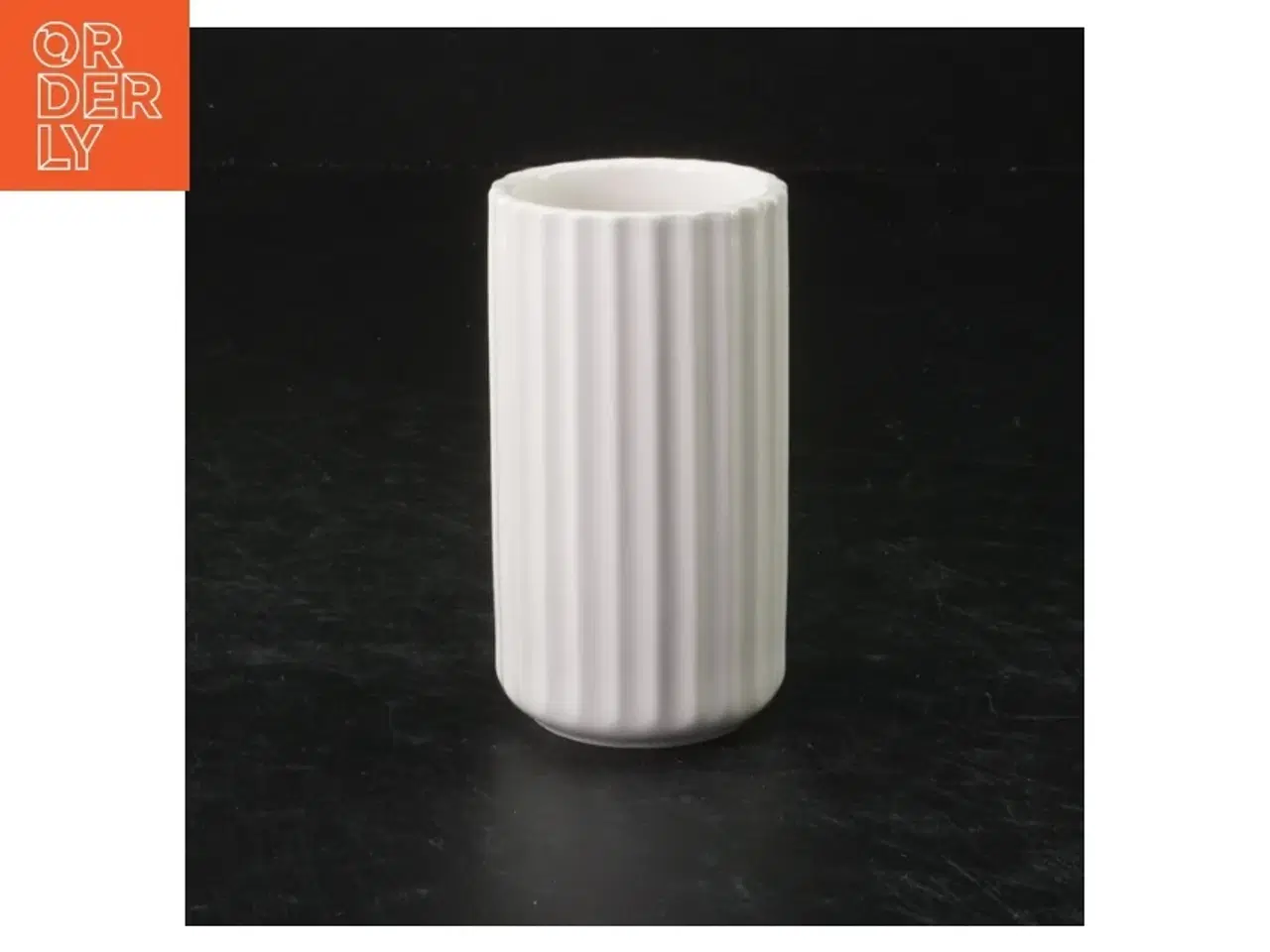 Billede 1 - Lyngby Porcelæn vase fra Lyngby (str. 9 cm)