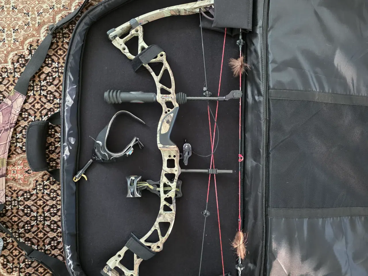 Billede 2 - Bowtech jagtbuesæt - venstrehåndede compoundbue