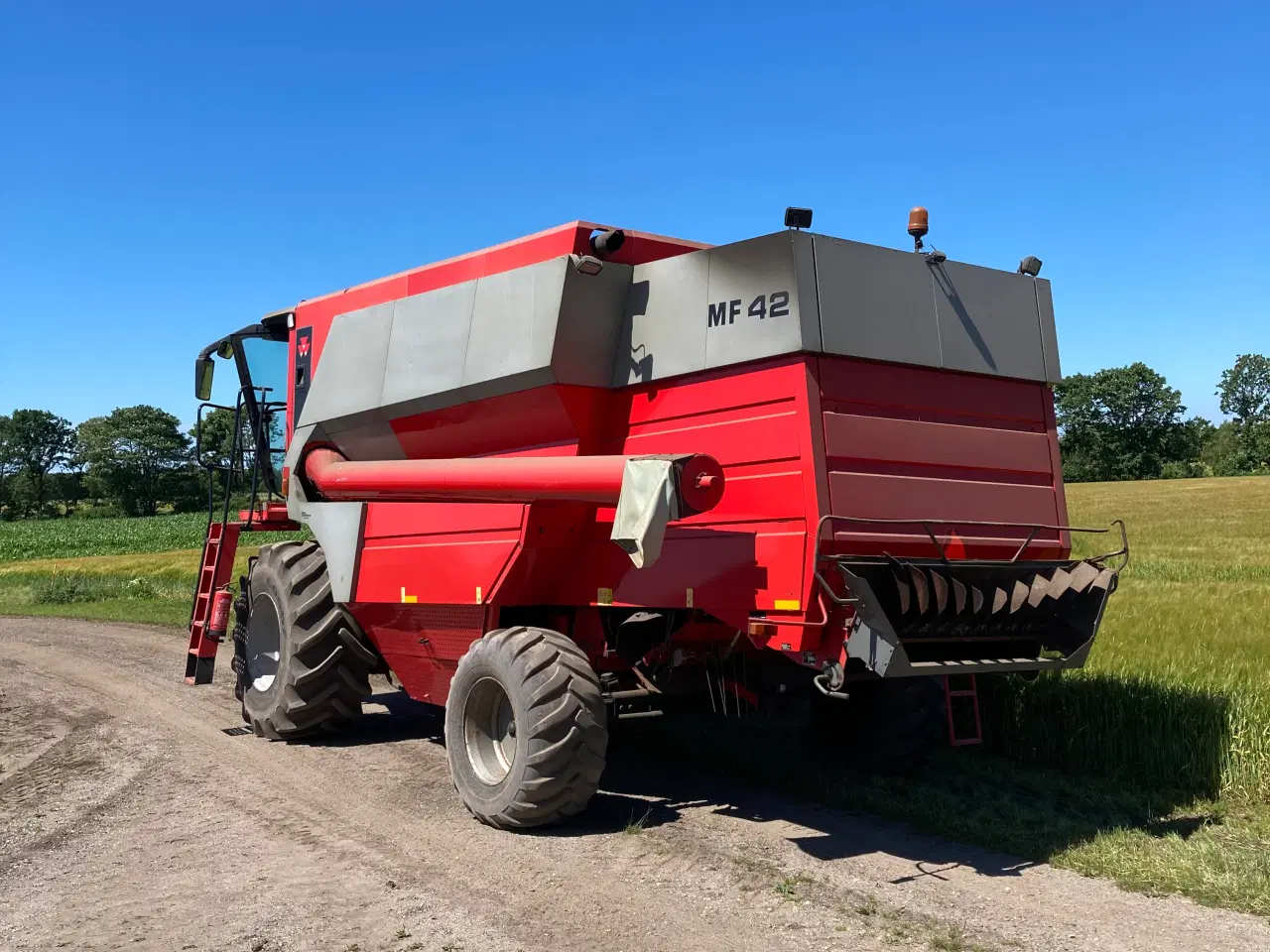 Billede 4 - Massey Ferguson mejetærsker 22 fod. 