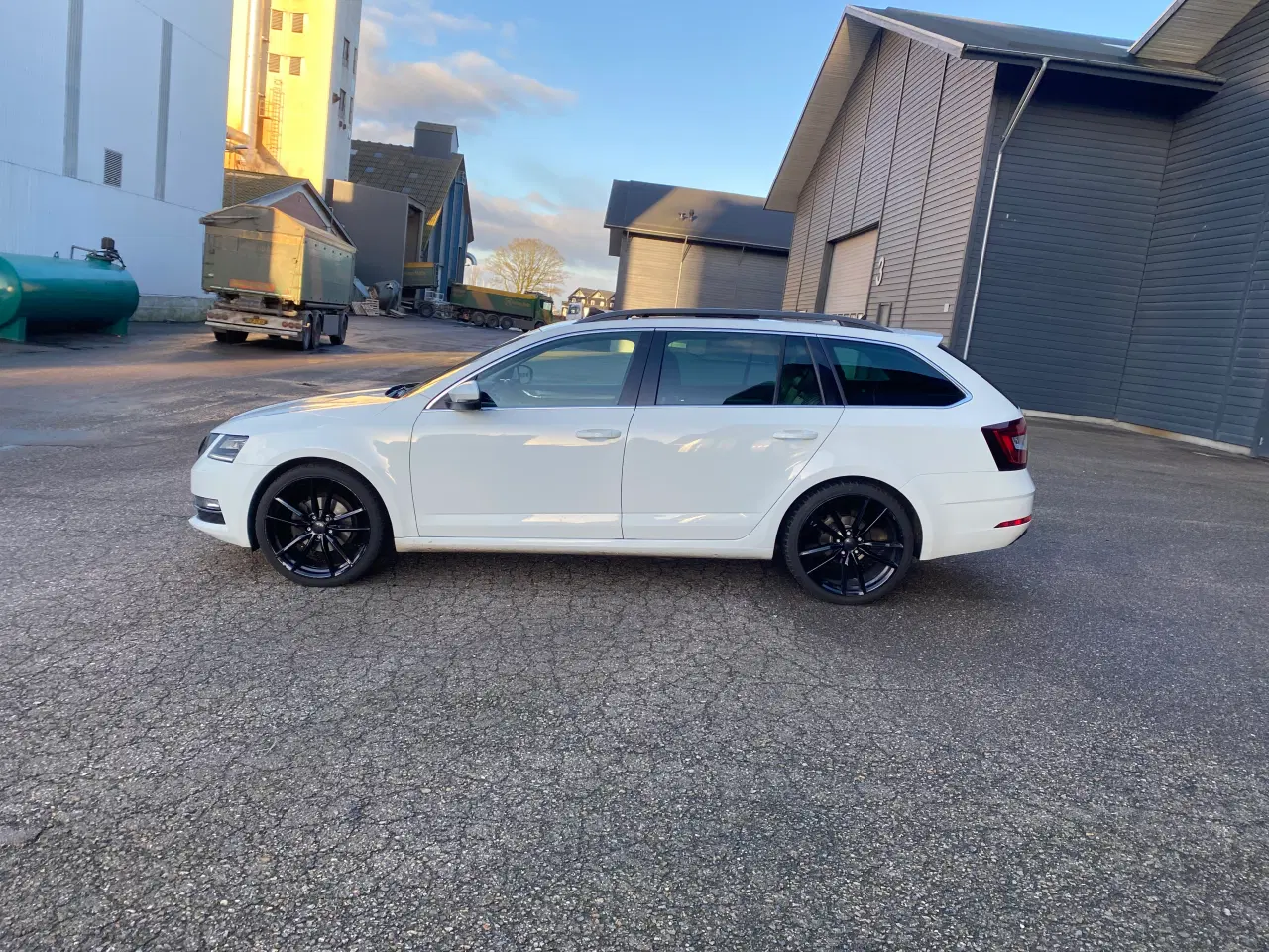 Billede 2 - Skoda Octavia Combi 2,0 TDI DSG 2018