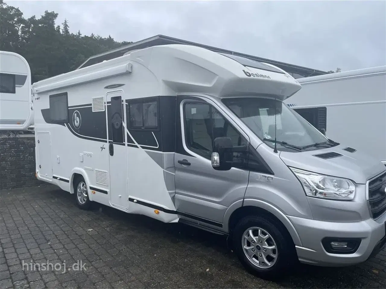 Billede 1 - 2021 - Benimar Tessoro 497   Næsten ny autocamper med Queens Bed fra Hinshøj Caravan