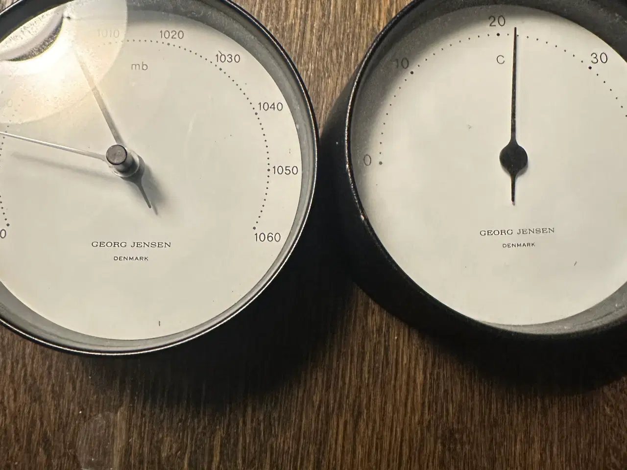 Billede 2 - Sæt med barometer og termometer