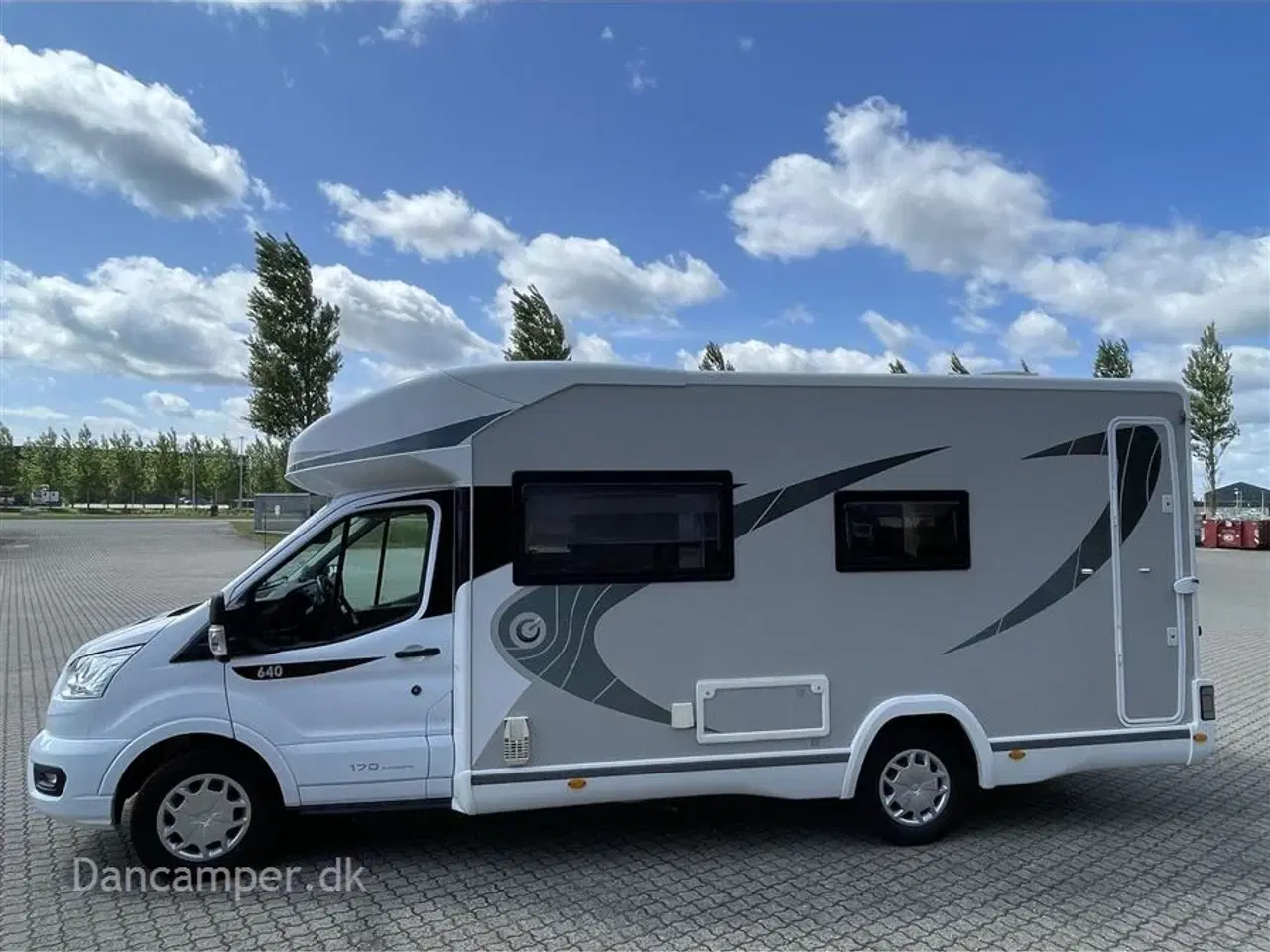 Billede 5 - 2020 - Chausson Titanium 640   Kommissionsbil. Lounge siddegruppe , Dobbeltseng, Populær model , 170Hk, 6-trins automatgear, solcelle, inverter 1500W