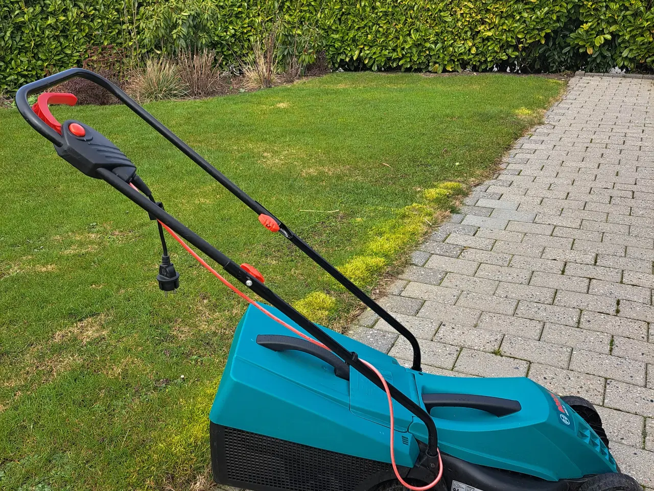 Billede 2 - Bosch ARM 32 elektrisk plæneklipper