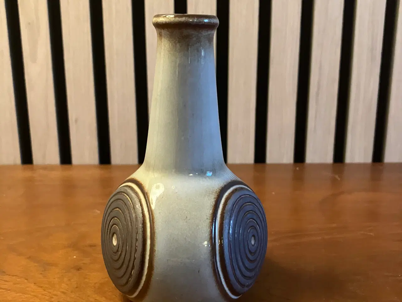 Billede 2 - Søholm stentøjsvase i god stand.