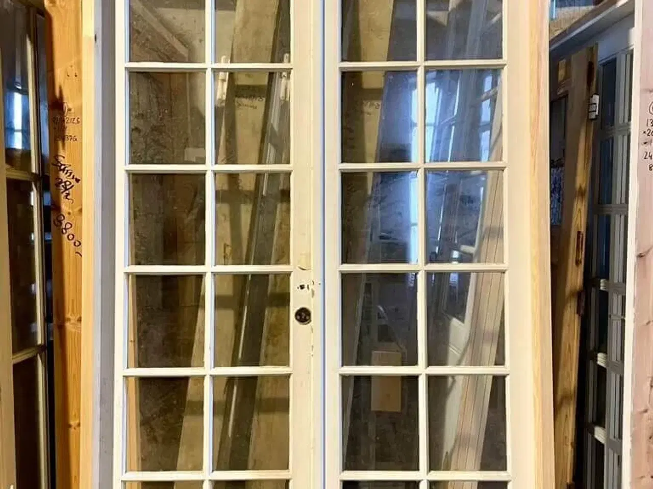 Billede 2 - Høj, dobbelt fransk dør m. ny karm