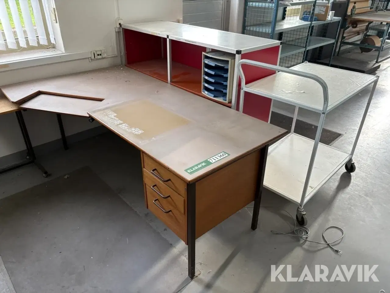 Billede 1 - Skrivebord, disk og rullebord