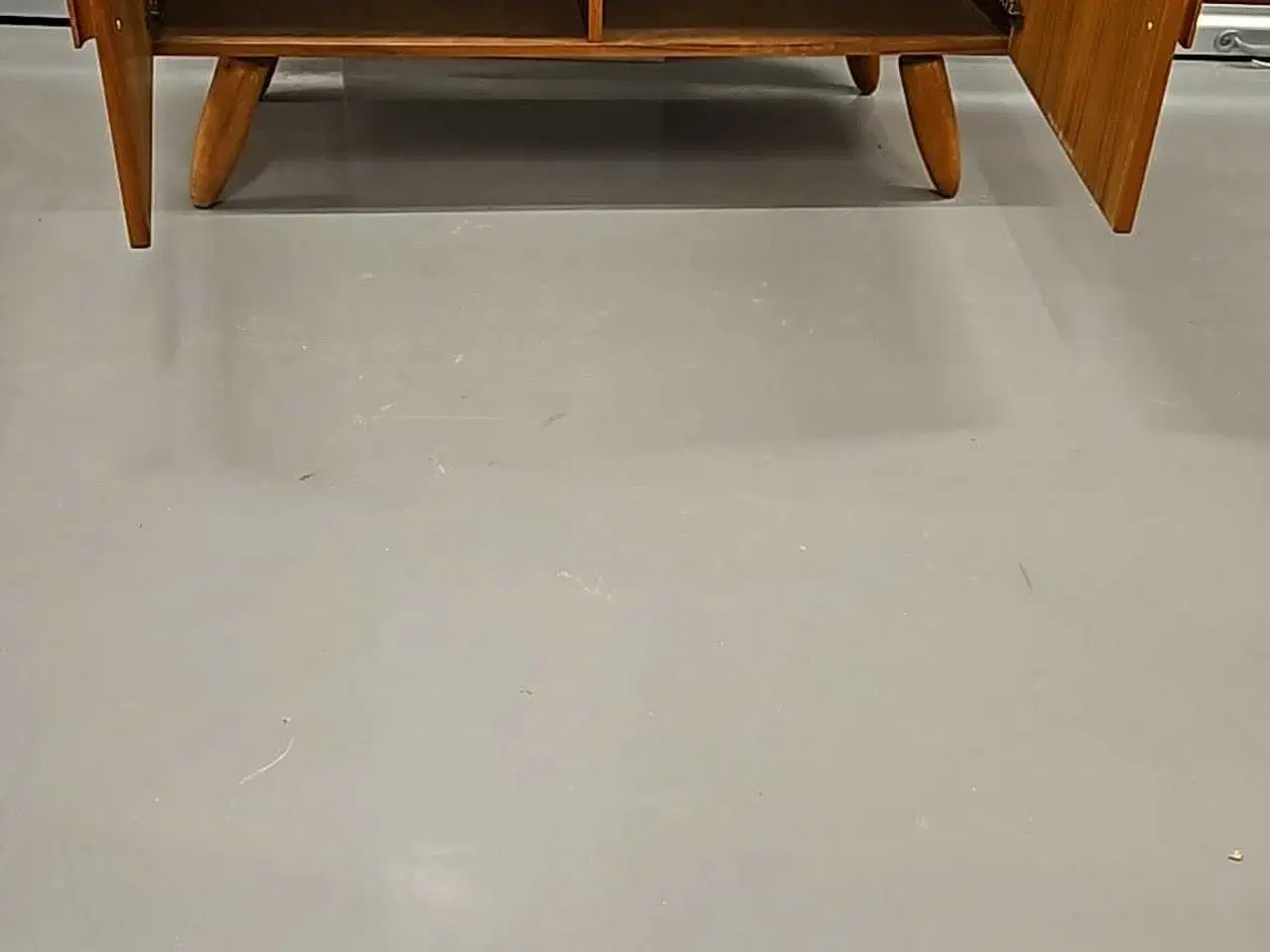 Billede 4 - Elegant retro teak skænk