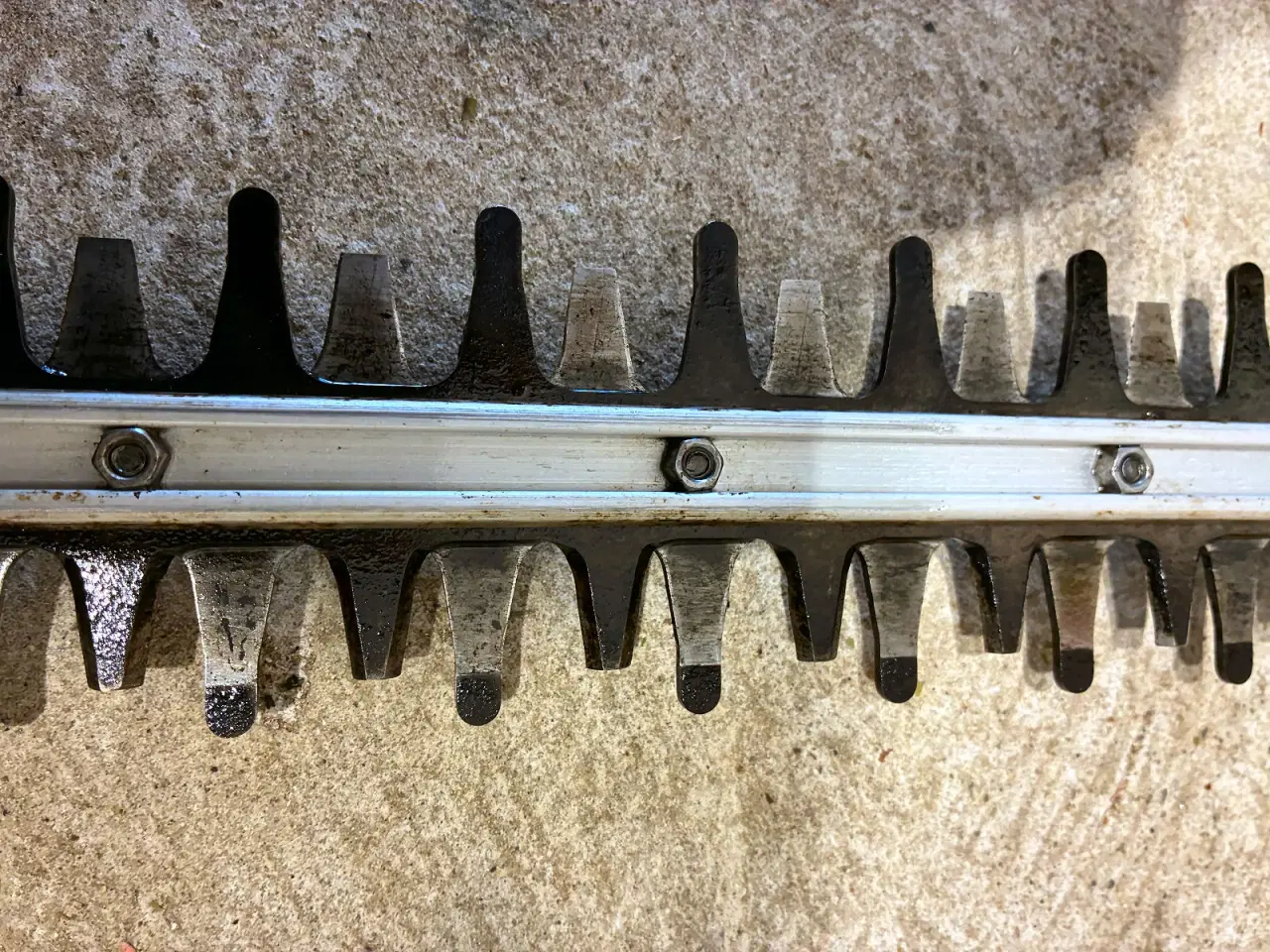 Billede 6 - Hækkeklipper Jonsered HT2223T