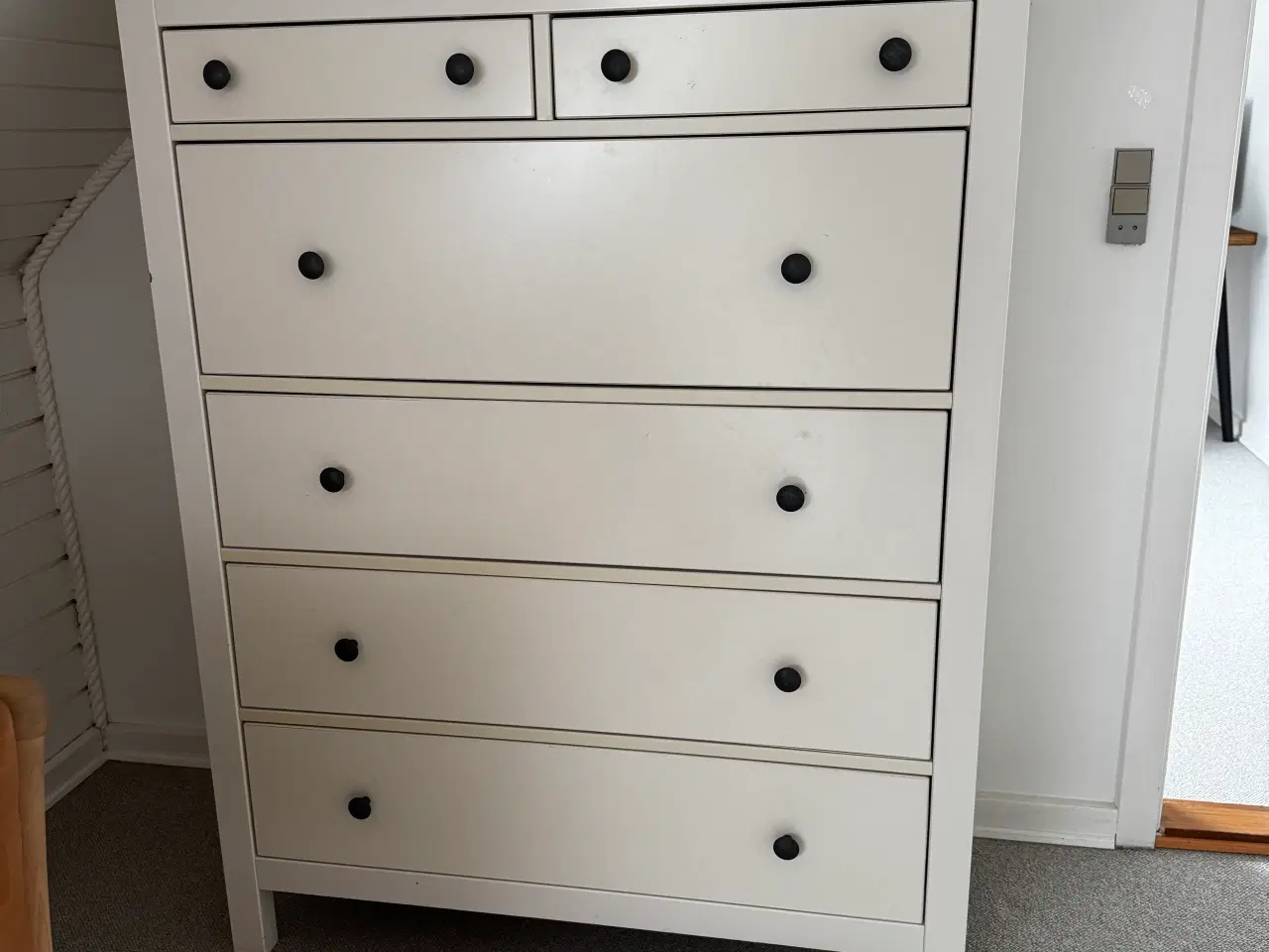 Billede 1 - Rummelig Ikea kommode 