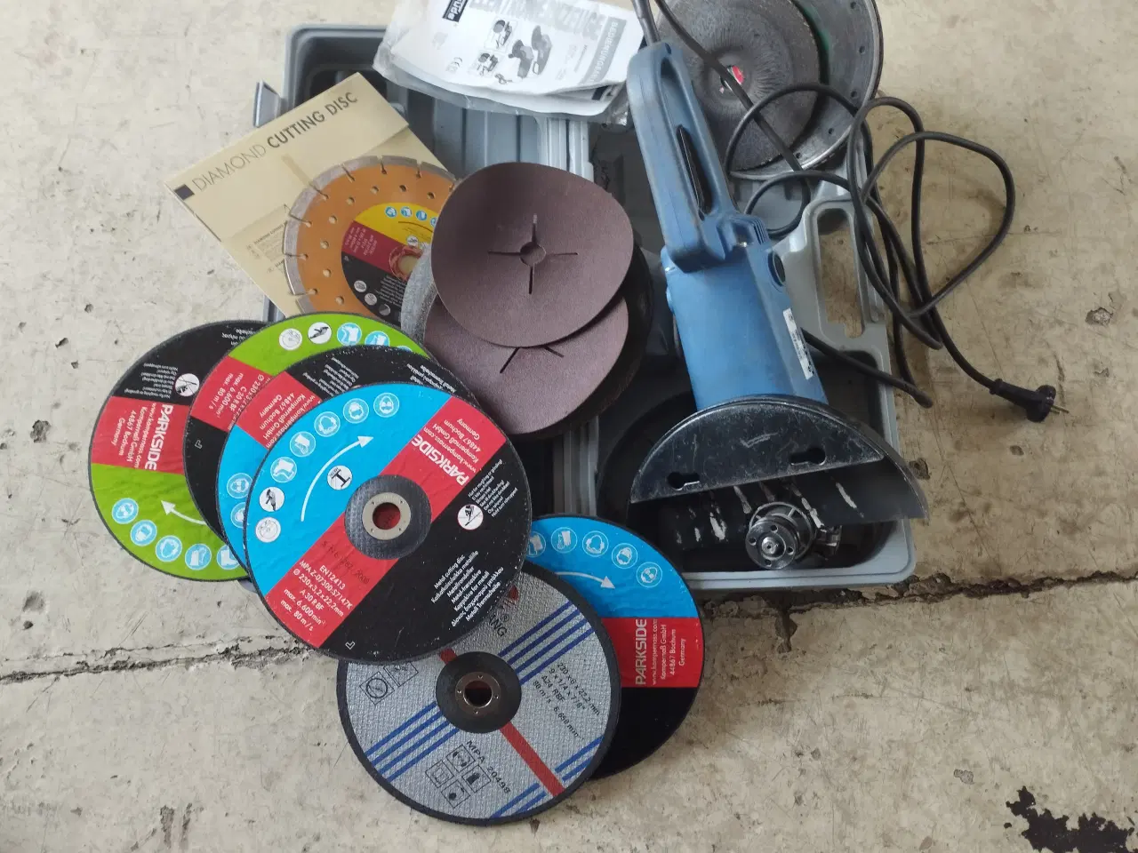 Billede 3 - Vinkelsliber med tilbehør.