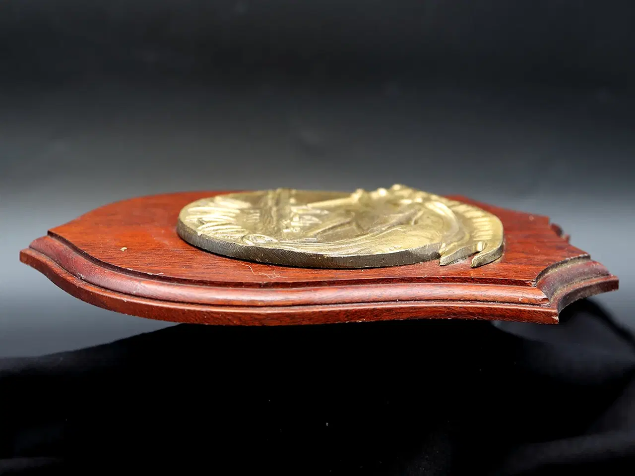 Billede 4 - Italiensk marine-våbenskjold – F553 Danaide