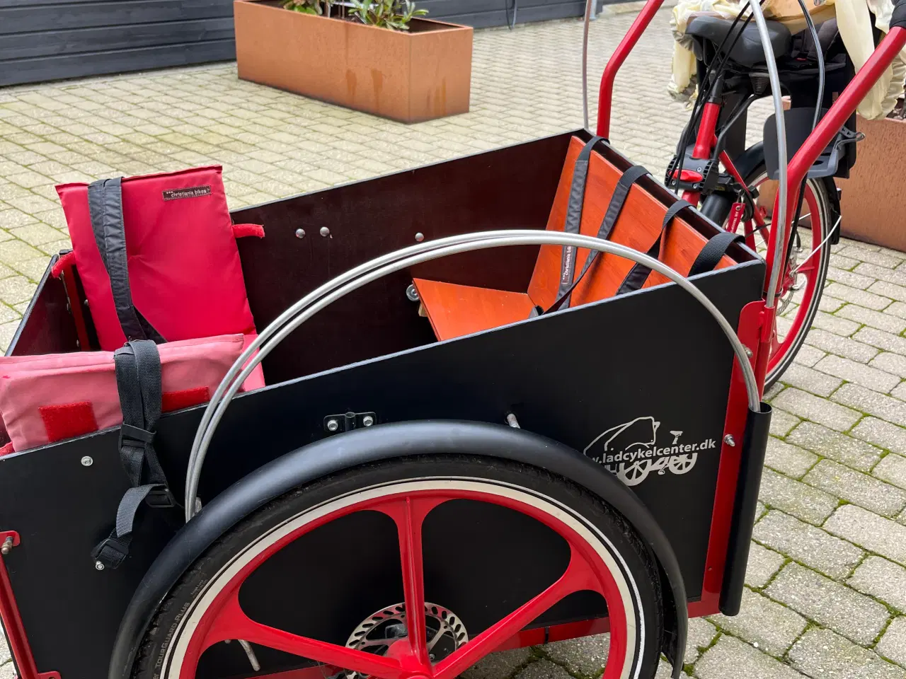 Billede 11 - Christiania cykel - velholdt med to overdækninger