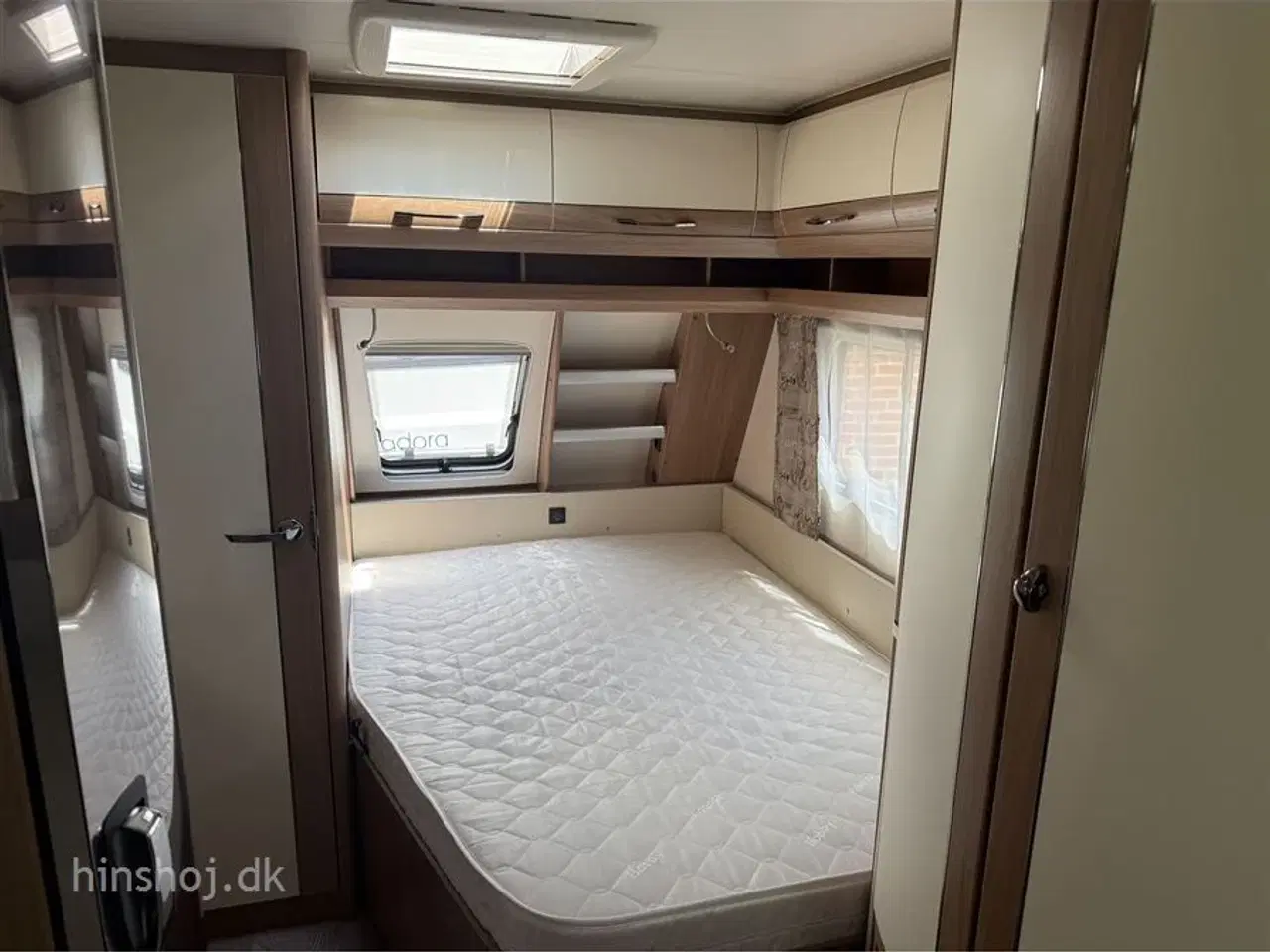 Billede 2 - 2018 - Hobby De Luxe 460 UFe   Dejlig vogn med rundsidegruppe og franskseng fra Hinshøj Caravan A/S