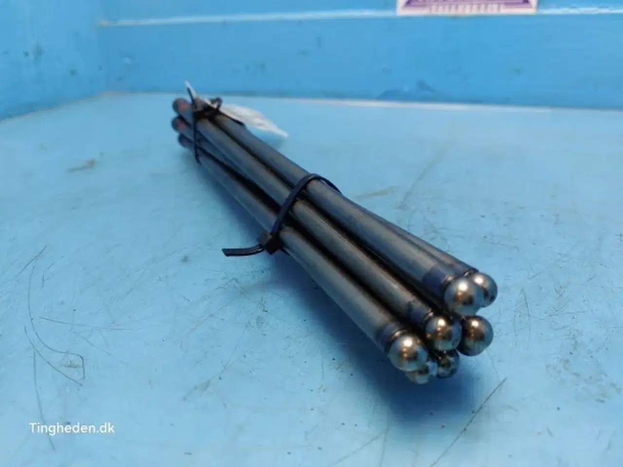 Billede 6 - Iveco F4DFE414Z Skubbestang 8Stk 4895031