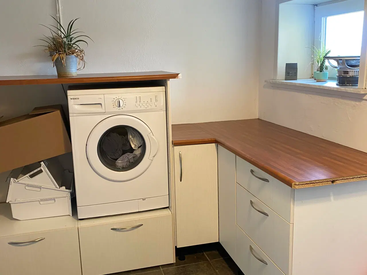 Billede 1 - Baggangs møbel