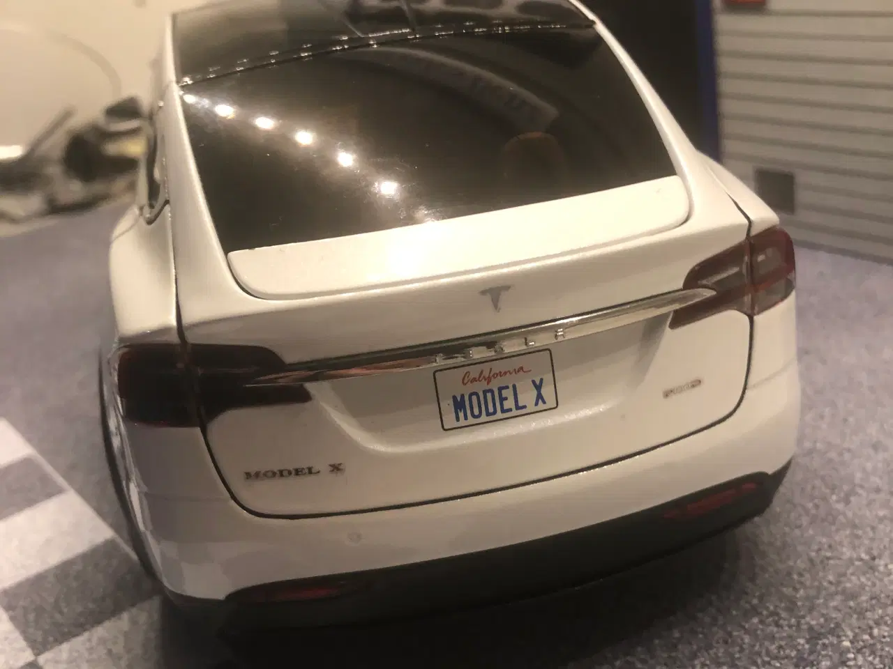 Billede 11 - 1:18 Tesla Model X p100