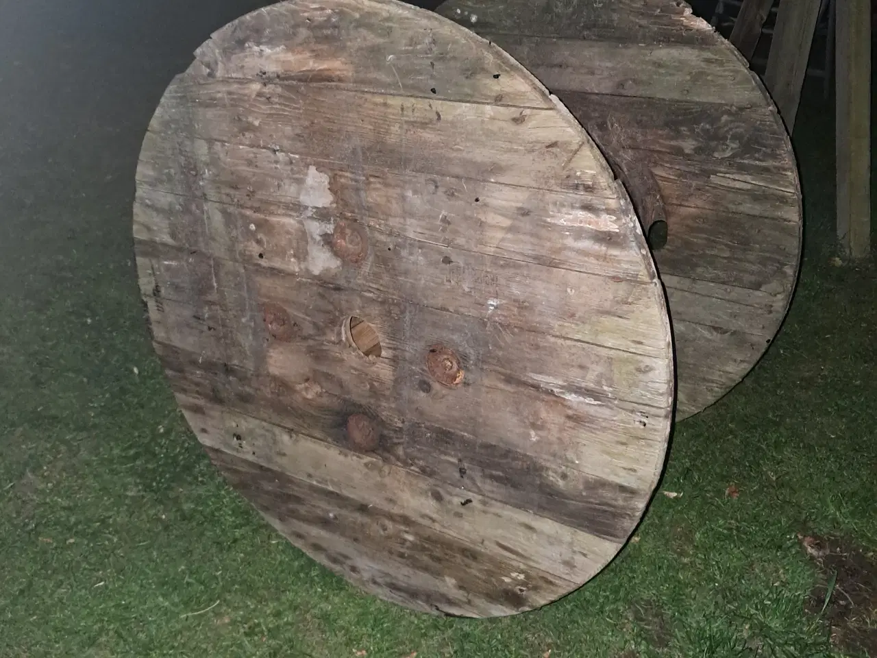 Billede 4 - Kabeltromle,vinbord,havebord