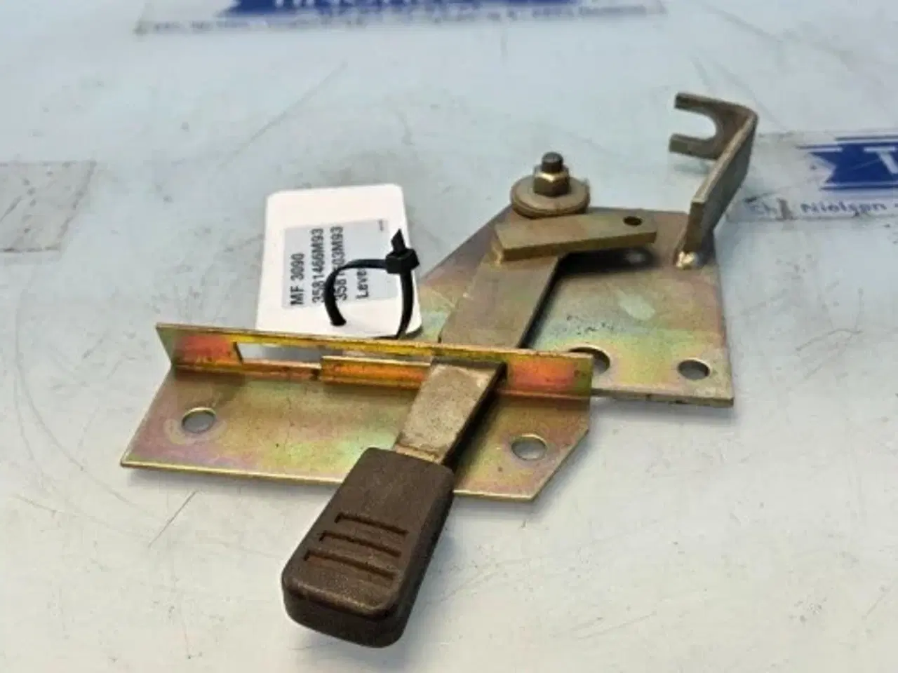 Billede 8 - Massey Ferguson 3090 Lever Lås 3581466M93