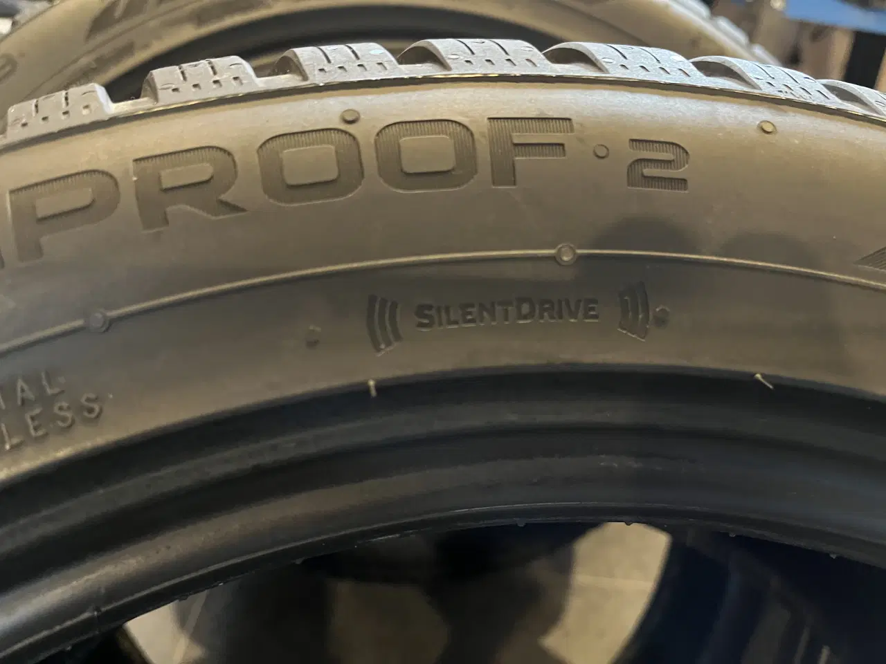 Billede 7 - Nokian Seasonproof 2 helårsdæk 255/45 R19 104Y