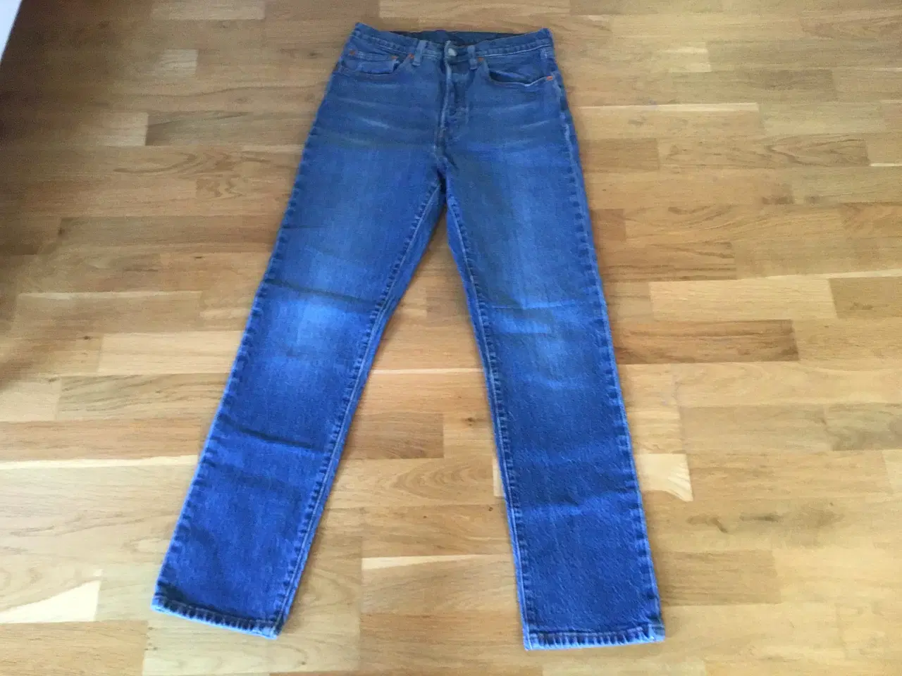 Billede 3 - Levis jeans. 501. Str: 25. 32.